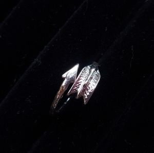 Dainty Silvertone Arrow Ring
